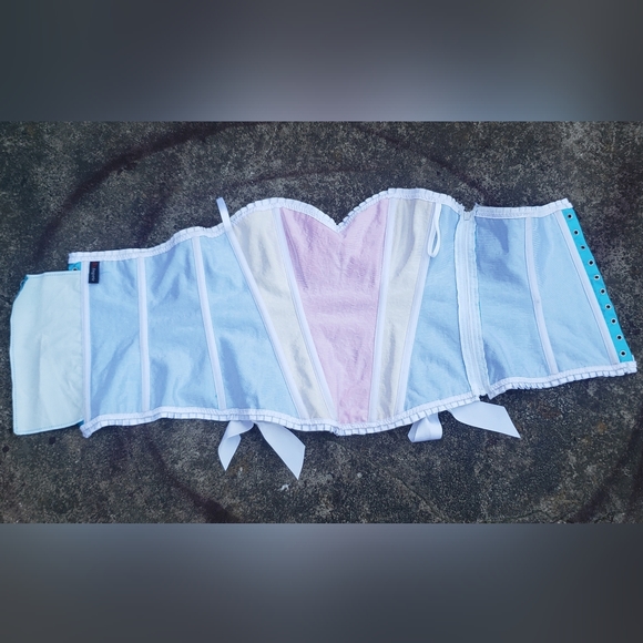 BS Lingerie Pride / Fairy / Rainbow boned corset waist cincher with white bows - Picture 4 of 7